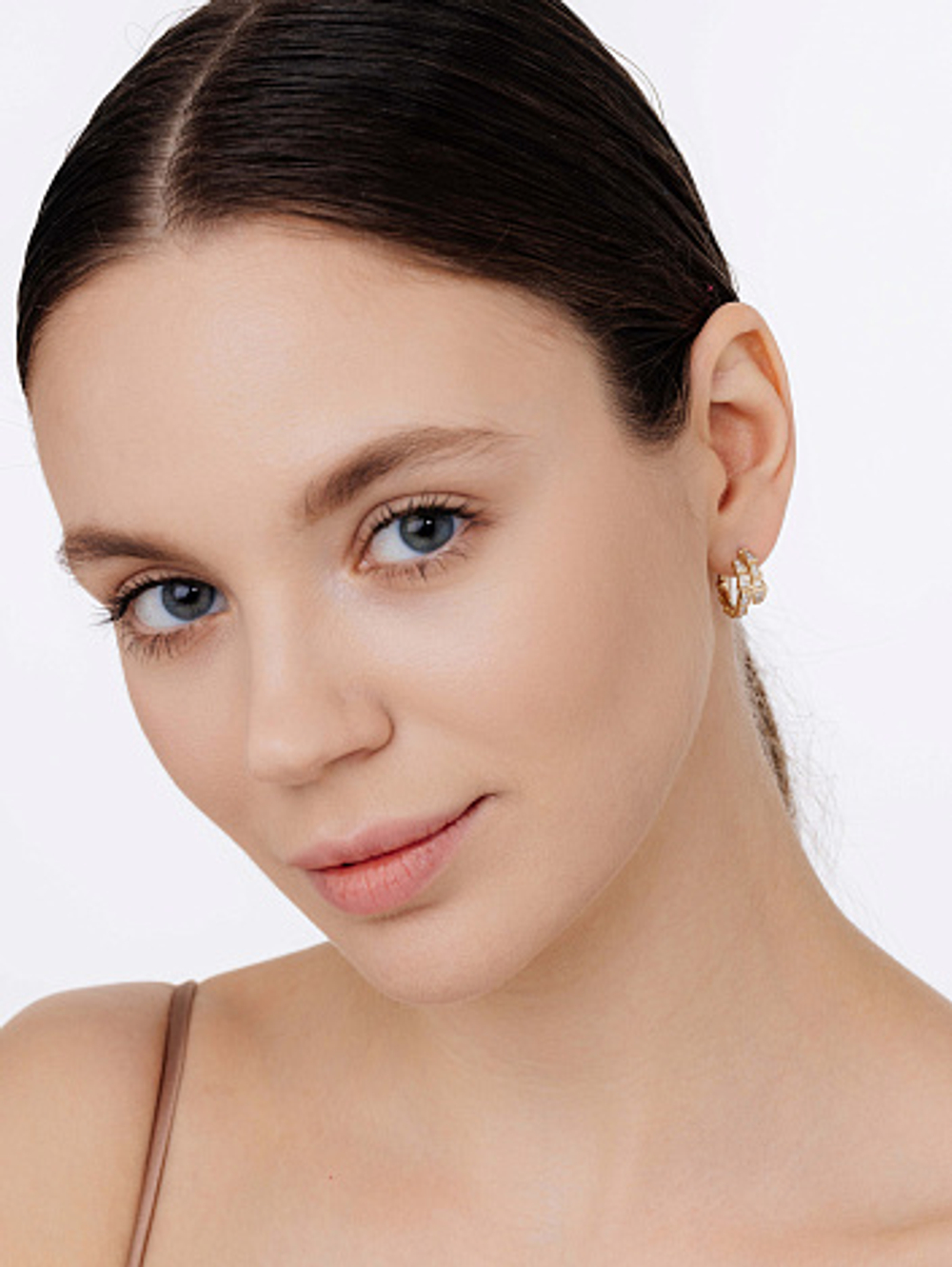 Серьги из лимонного золота с бриллиантами 25527-300