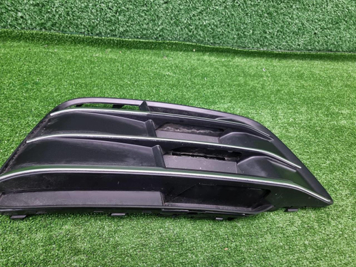 Решетка бампера правая Audi Q5 2 80A 17-20 S-line