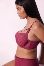 Черный бюстгальтер Beverly с мягкой чашкой на косточке (Размер: 90D) (Цвет: черный)