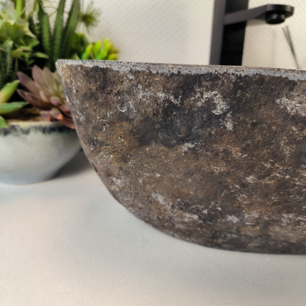 Раковина из речного камня RS-65367 48*37*15 0857