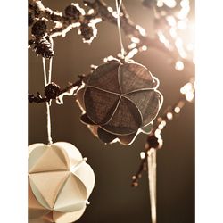Набор елочных украшений из бумаги Fashion moments из коллекции New Year Essential, 3 шт.