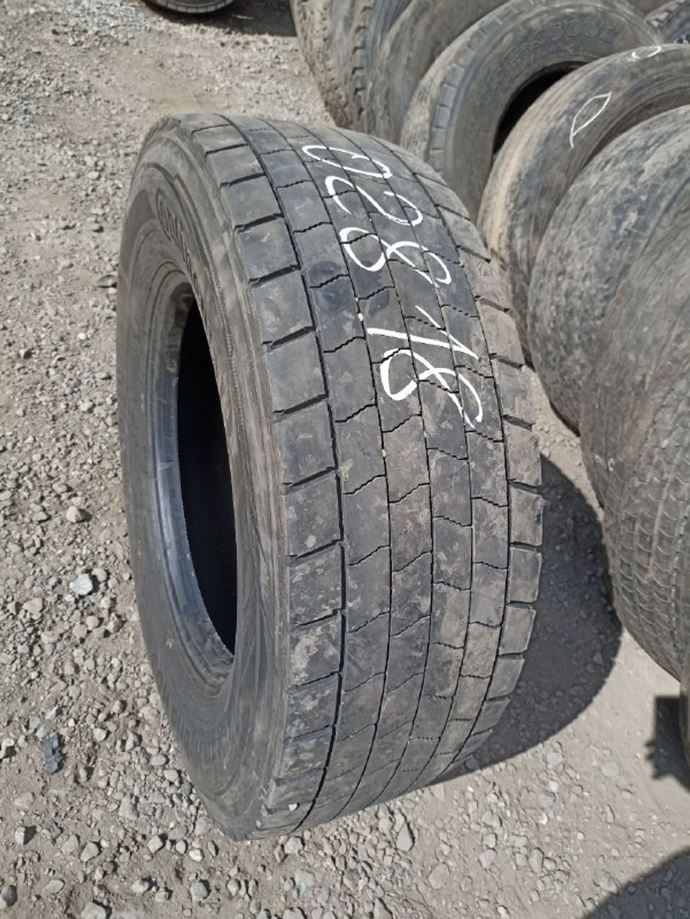 315/70R22.5 Continental ContiHybrid HS3 шина б/у
