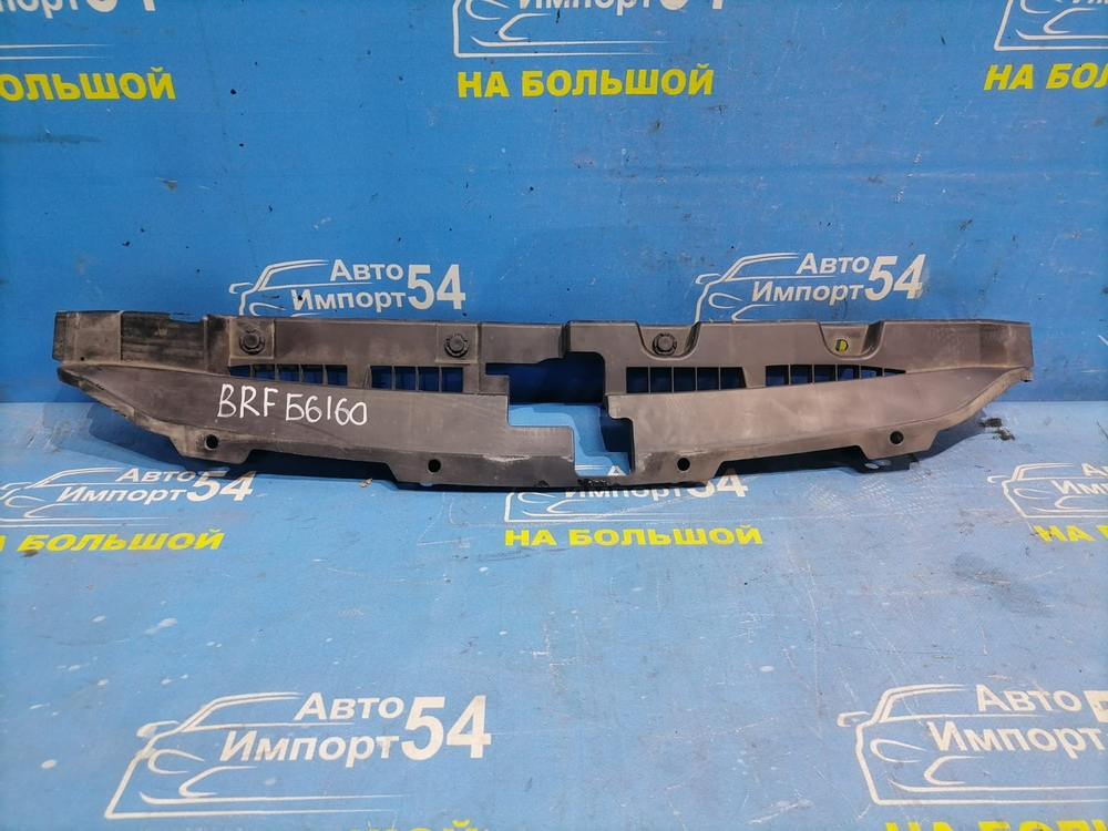 Накладка на рамку радиатора SUBARU OUTBACK 2009-2012