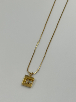 Кулон-лого Givenchy