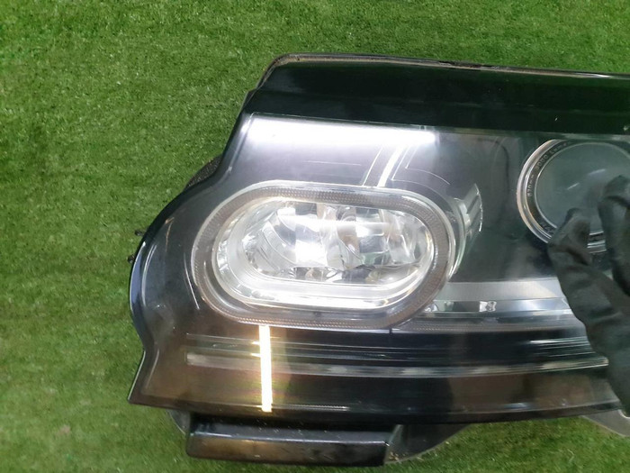 Фара левая Range Rover Vogue 4 (2012-2017) ксенон