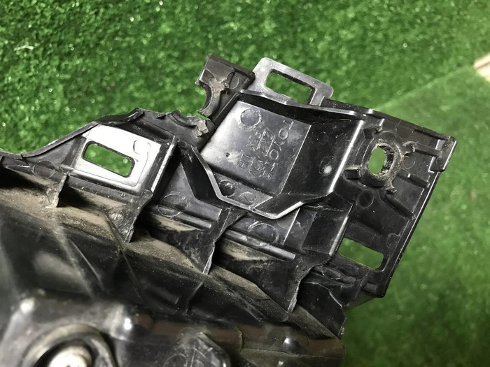 Фонарь левый внешний Toyota RAV4 5 XA50 (18-нв)