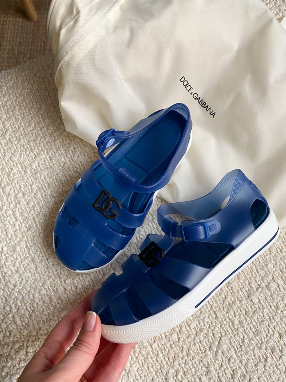 Новые сандалии Dolce&Gabbana, 28