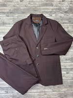 Классический костюм Kiton