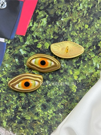 Пуговицы золотистые Скиапар. с эмалью " Зеленый глаз"