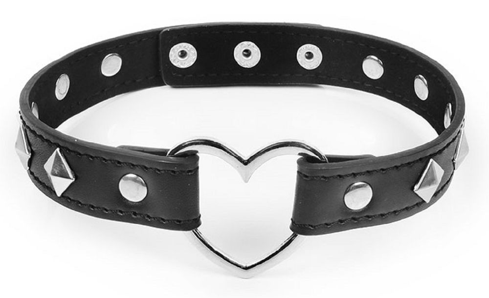 Чокер с шипами и сердечком notabu bdsm чёрный