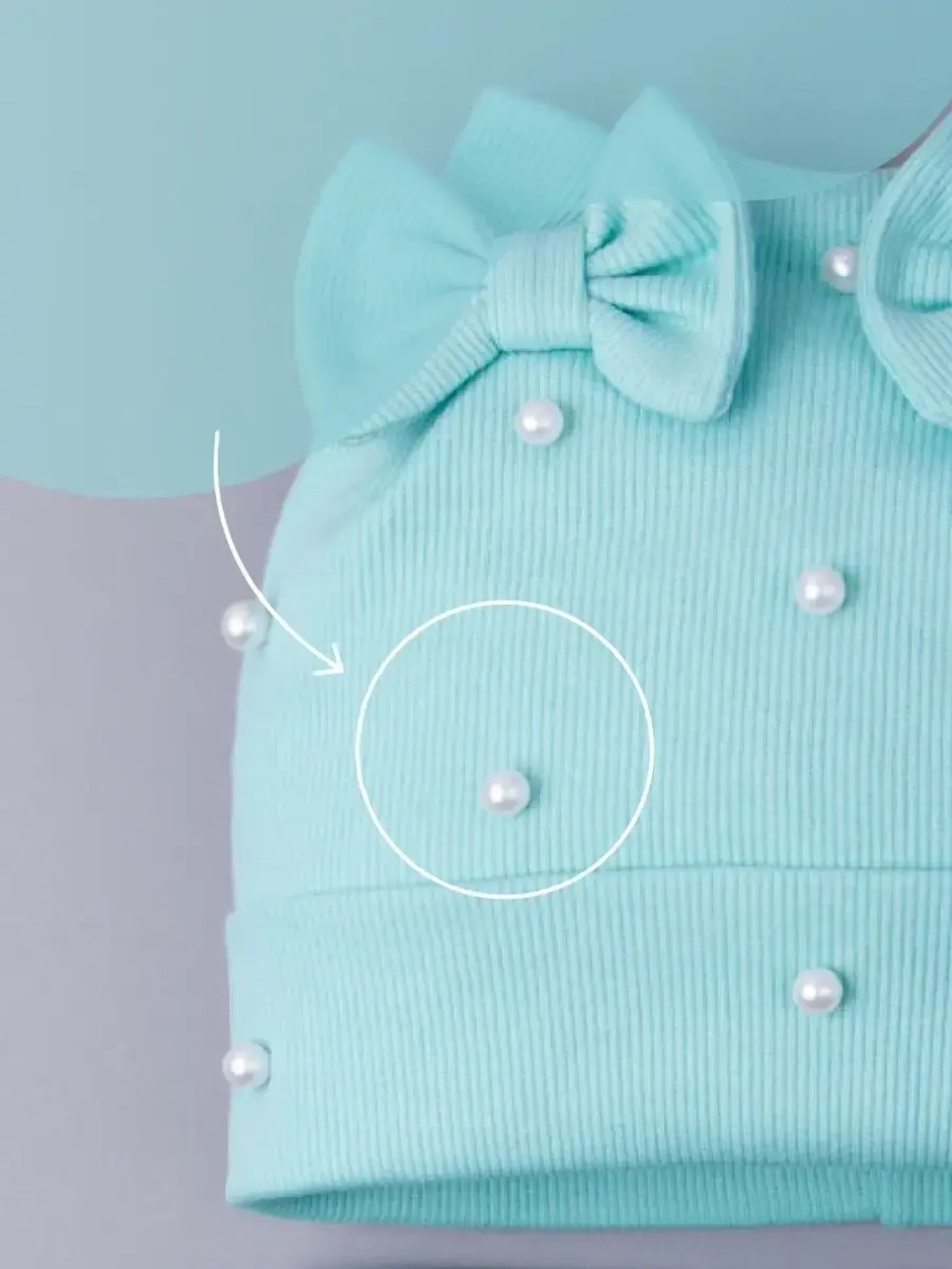 Шапка для девочки на осень с ушками и снуд