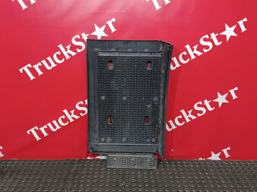 Крыло переднее левое задняя часть