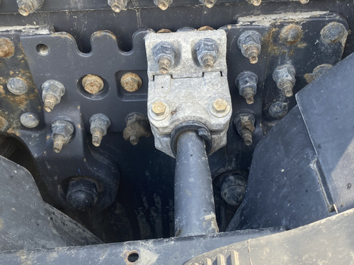 Кронштейн крыла заднего в сборе 2018г