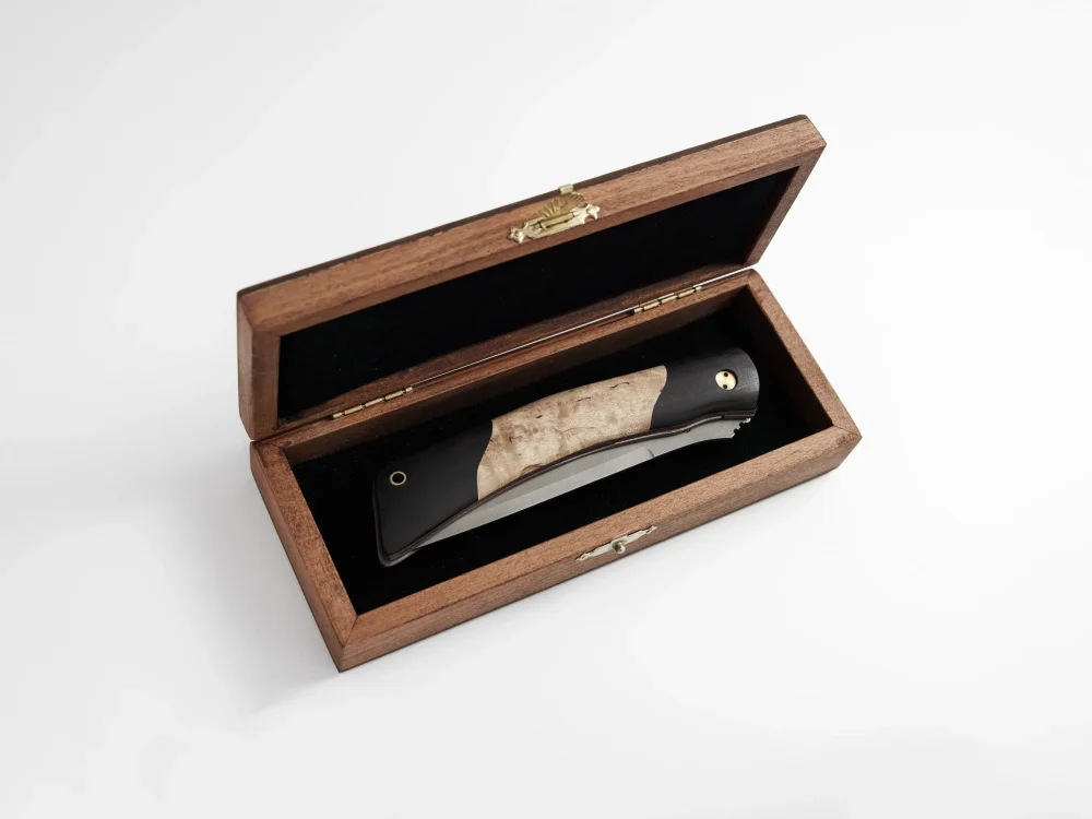 Складной нож "Сойка", сталь Х12МФ, рукоять карельская береза/черный граб