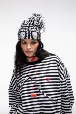 Купить Лонгслив Kraizy Stripes В полоску черно-белый Лонгслив Kraizy Stripes В полоску черно-белый