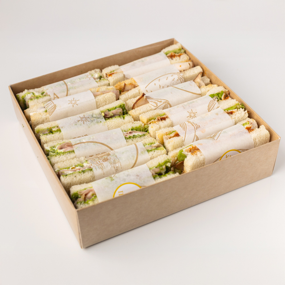 Бокс сэндвичей с цыпленком и мортаделлой