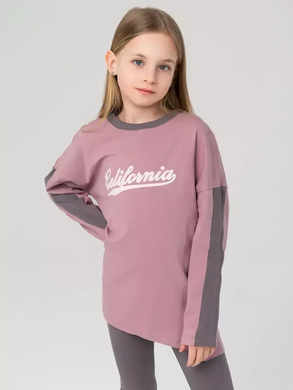 Спортивный костюм для девочки на весну