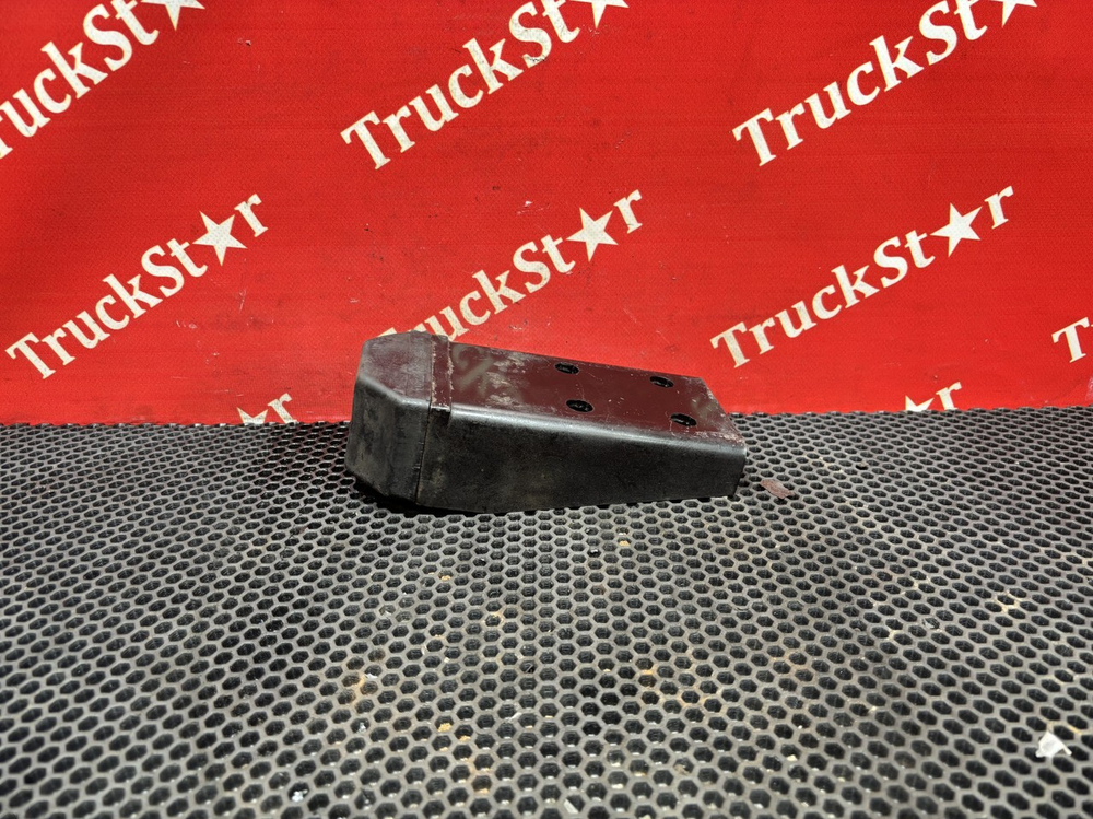 Отбойник рессоры 2024г