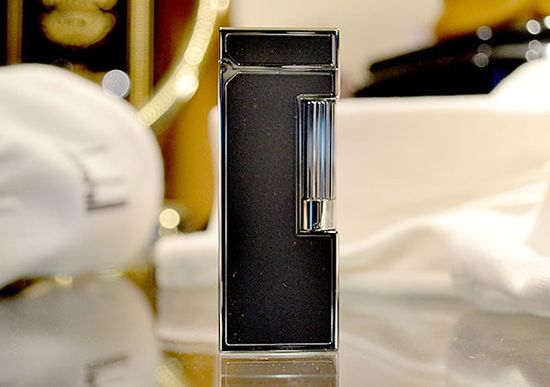 Зажигалка кремнёвая Dunhill RLJ2553