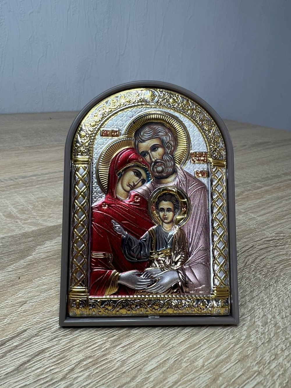 Св. Семейство, икона арочная, пластик коричневый, эмаль 48x68