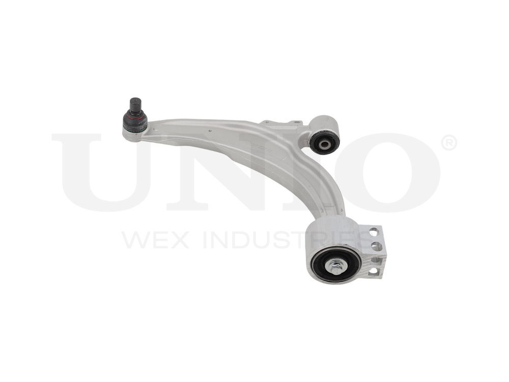 Рычаг подвески поперечный передний нижний левый UNIO SSP-40131