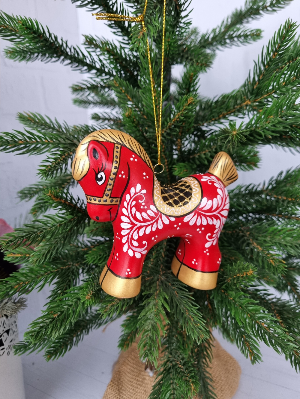 Конь-Огонь ёлочная игрушка из фарфора