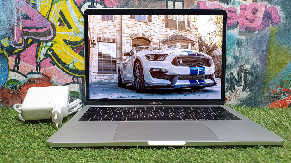 MacBook Pro 13",2018 A1989 Thunderbolt 3 i5/8Gb/Retina