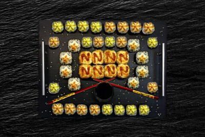 КОМБО СЕТ 5  (  80шт ) + пицца " пепперони " 30см