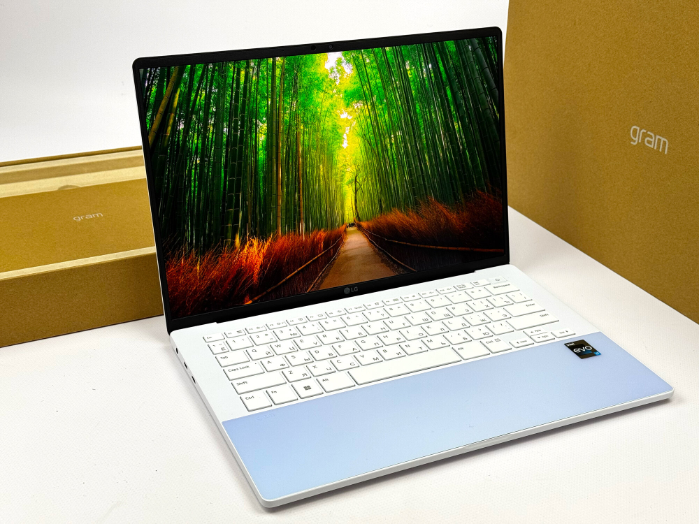 Ноутбук LG Gram Intel Core i7-1360P 16GB 512GB 2.8K 90Hz OLED Win11 Ru-En клавиатура