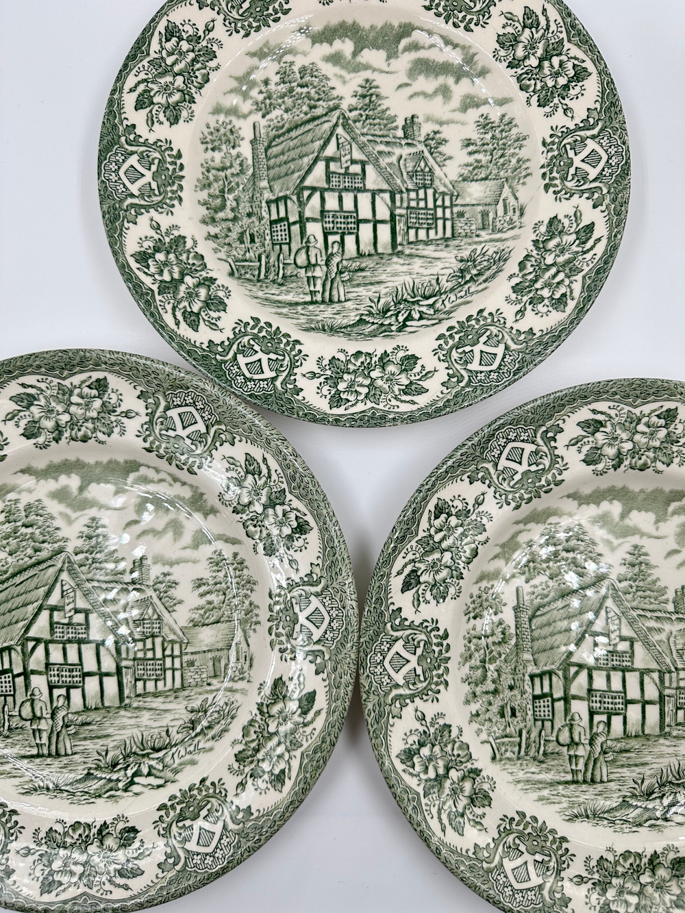 Тарелка 20см English Ironstone