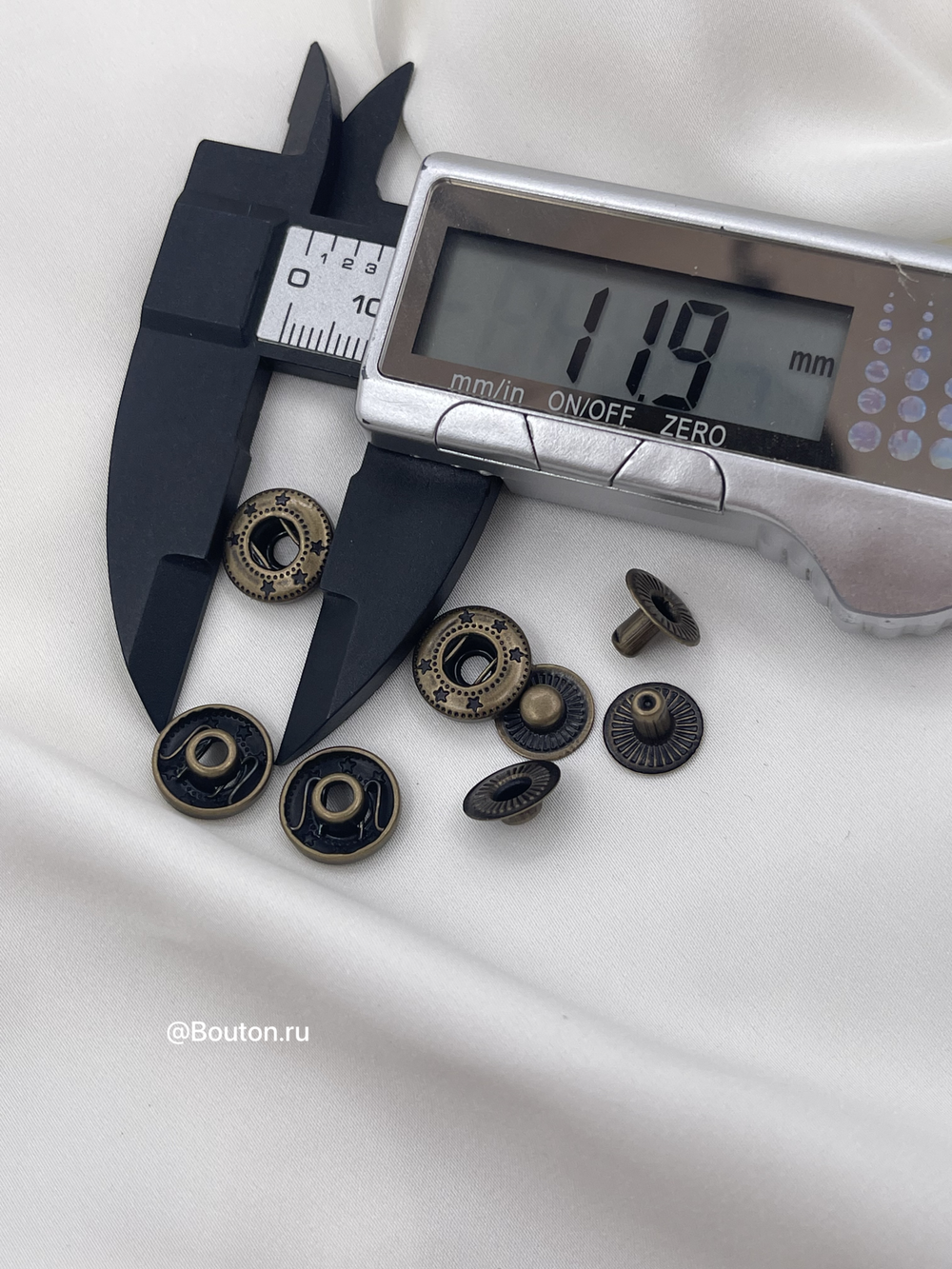 Ответные части для установочных кнопок бронзовые