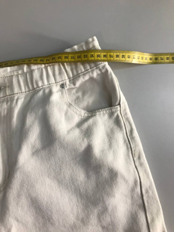 Шорты Zarina джинсовые, визуально на 42 размер