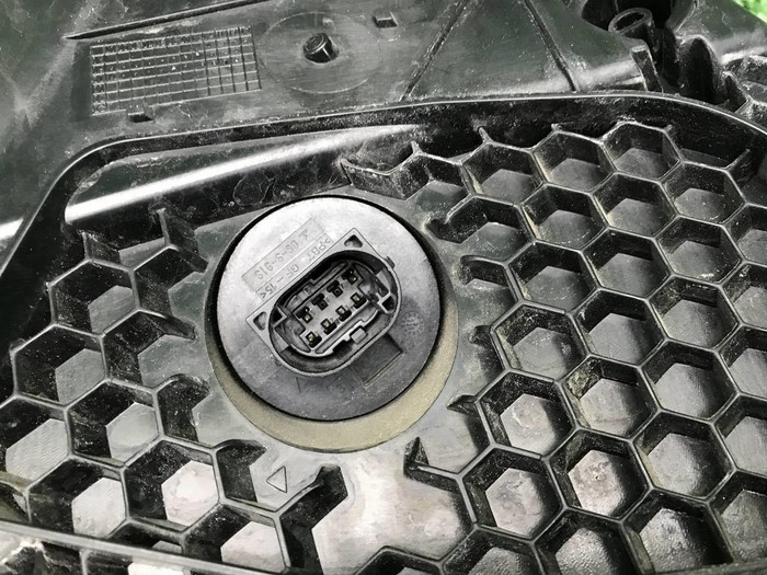 Фонарь правый внешний Mercedes E W213 (2020-2023)