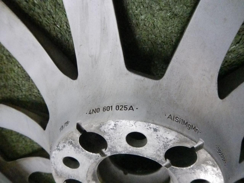 Диск литой R18 Audi A8 4 D5 (2017-н.в.)