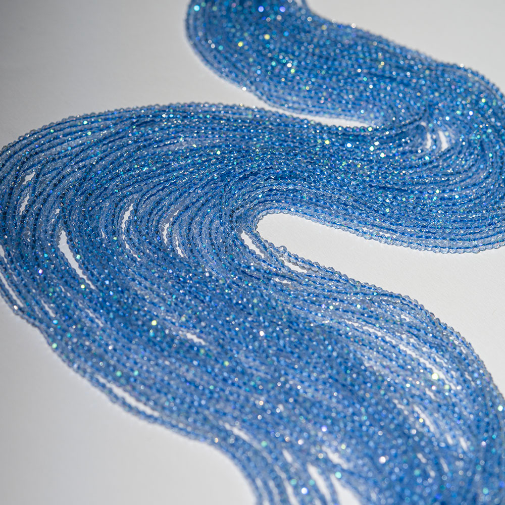 Синяя шпинель синтетическая с эффектом иризации, 2мм, шар, микроогранка