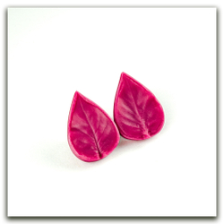 Листья сирени малые