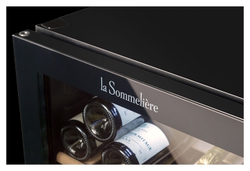 Винный шкаф La Sommeliere SLS90DZ