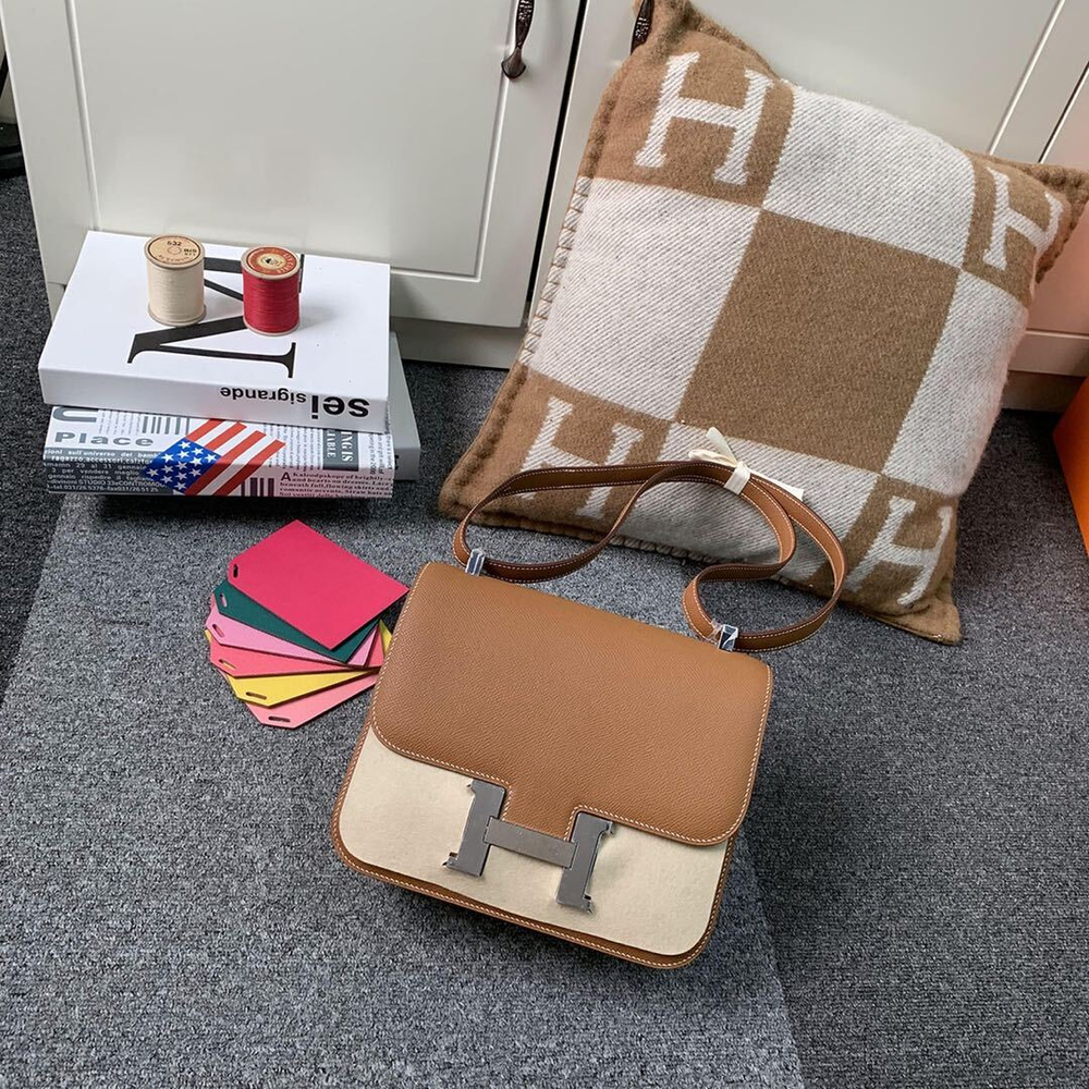 Hermes Constance 23