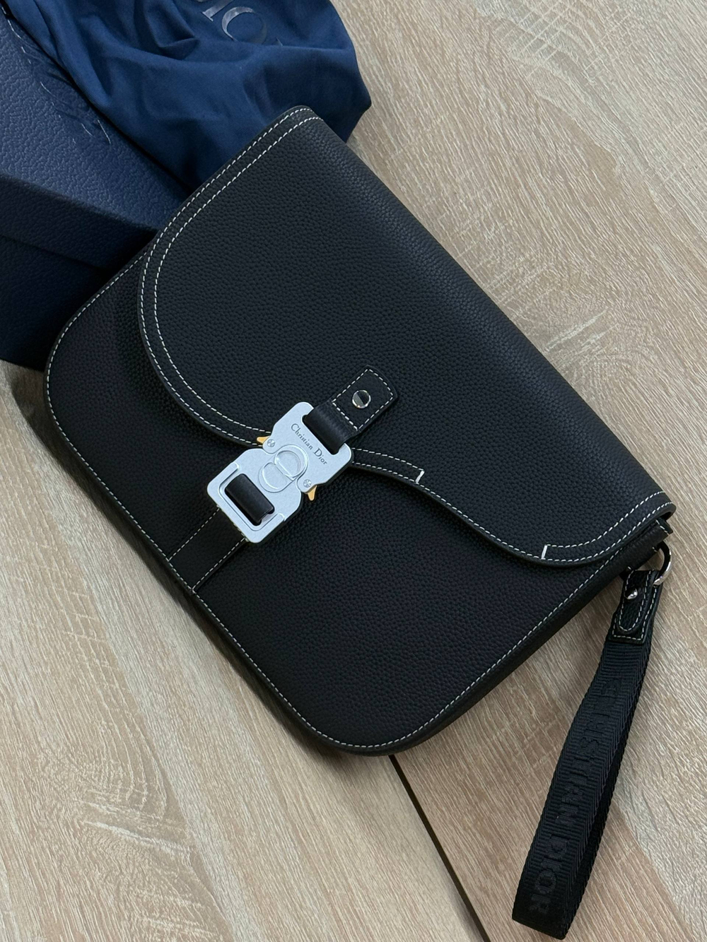 Сумка-мессенджер Dior