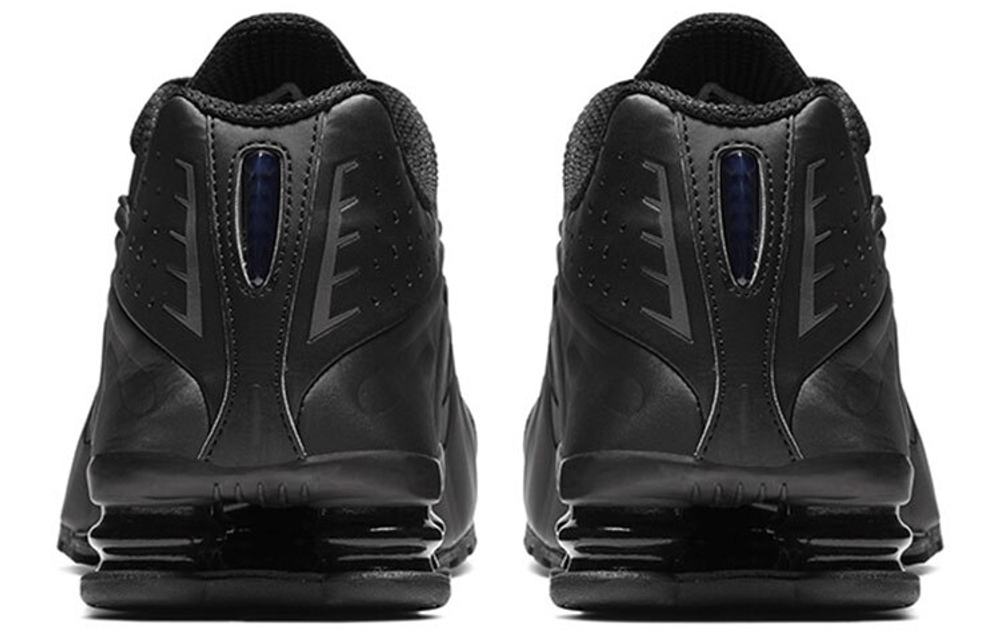 Кроссовки Nike Shox R4
