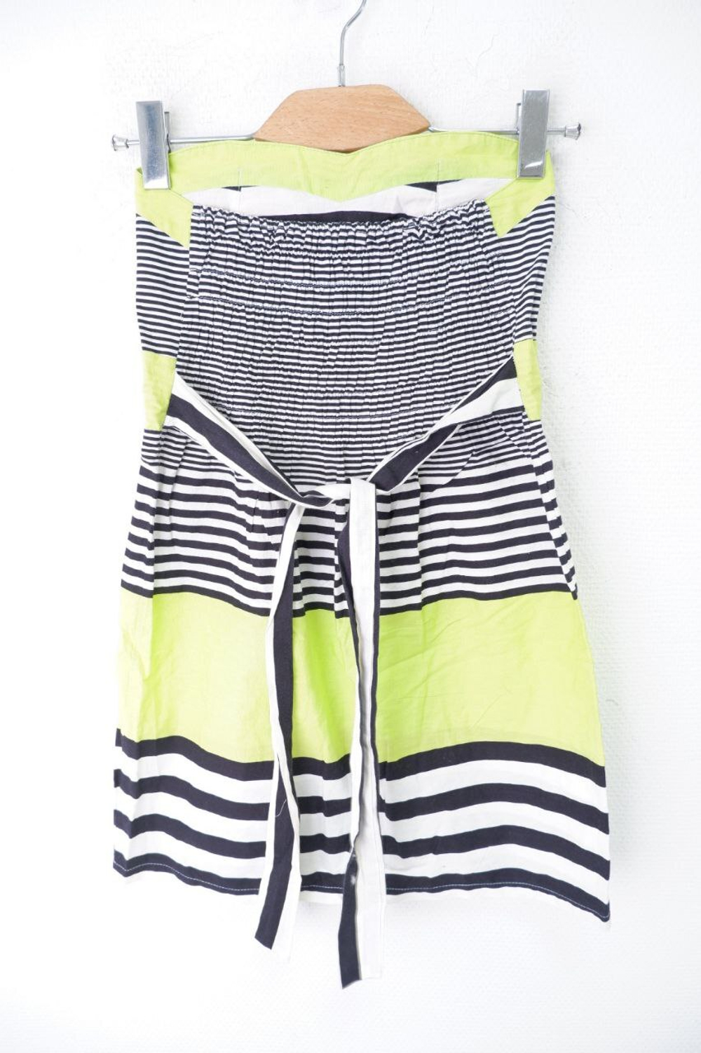 Платье яркое 42 размер