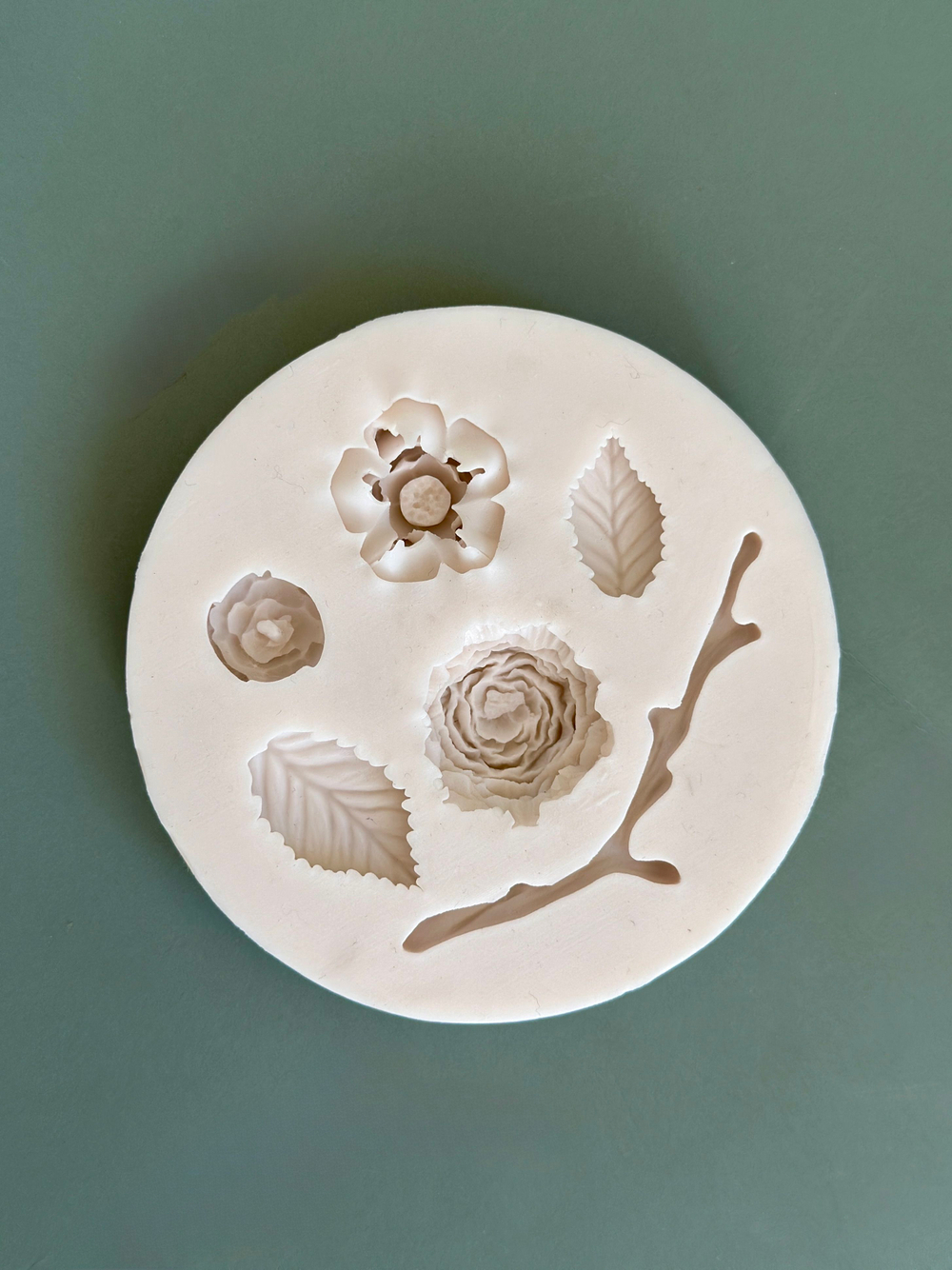 Молд силиконовый для творчества " Японский цветок 2" диаметр молда 9 см / Форма для мыла, воска, гипса и полимерной глины