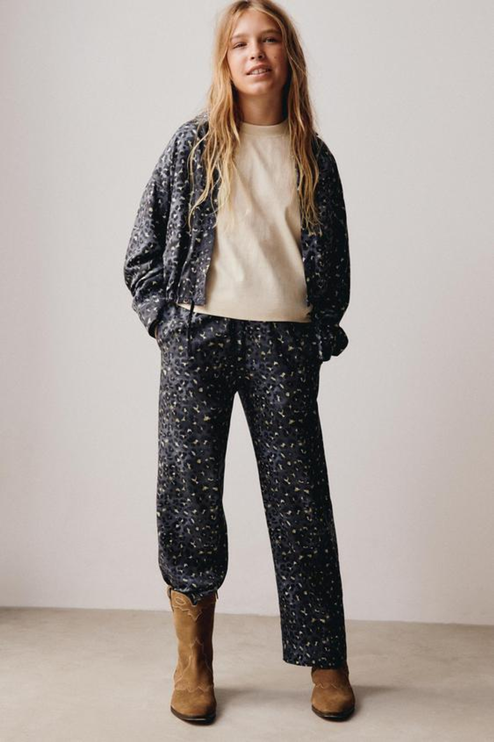 ZARA РУБАШКА С АНИМАЛИСТИЧЕСКИМ ПРИНТОМ, ВОДЯНИСТО-ГОЛУБОЙ