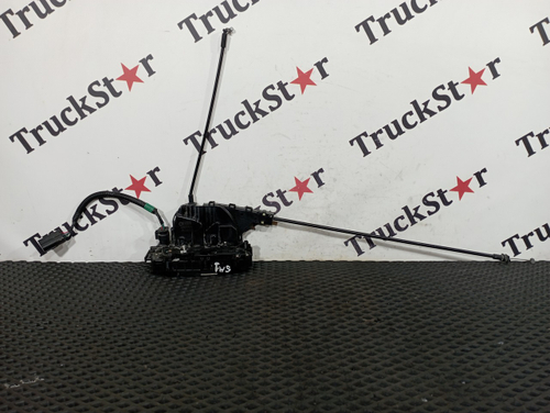 Замок двери правой 2023г.