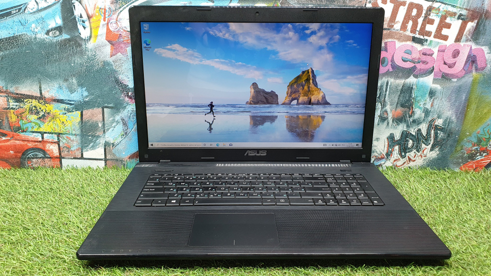 Ноутбук ASUS  17.3" i5/6 Gb/GT 720M - 2 ГБ/ X75VC 90nb0242-m04340/Winsows 10