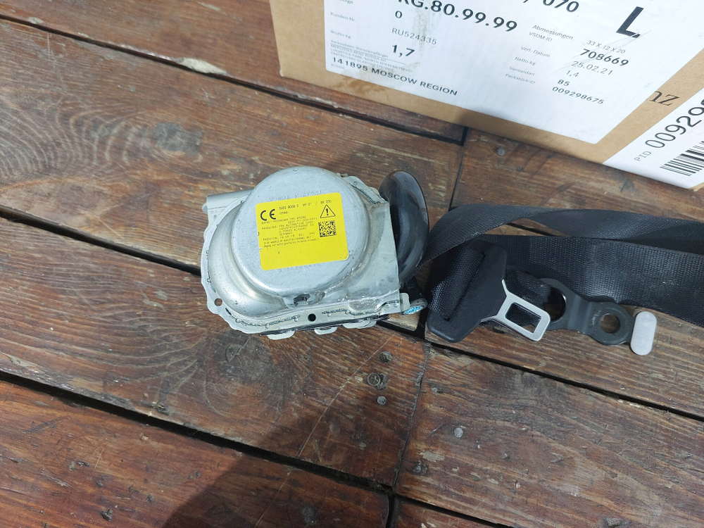 Ремень безопасности задний правый C-Class (W205) 14-21 Б/У Оригинал A2058600685