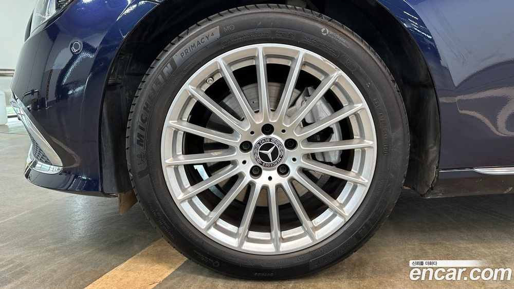 Mercedes-Benz E-Class W213 E250 Exclusive (04.2022)