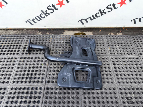 Кронштейн крыла задний правый 2023г