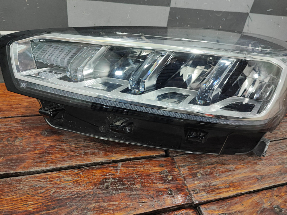 Фара левая LED Chery Tiggo 8 18-нв Б/У Оригинал 605000016AB