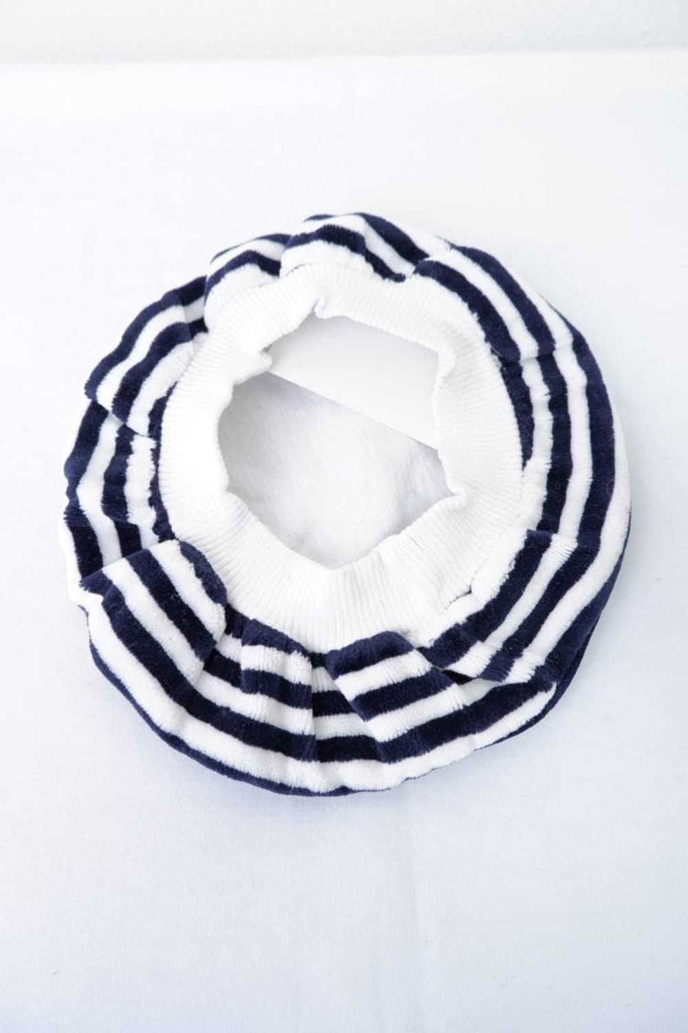 Берет в полоску